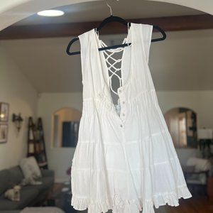 Urban Outfitters - White Romper - Medium